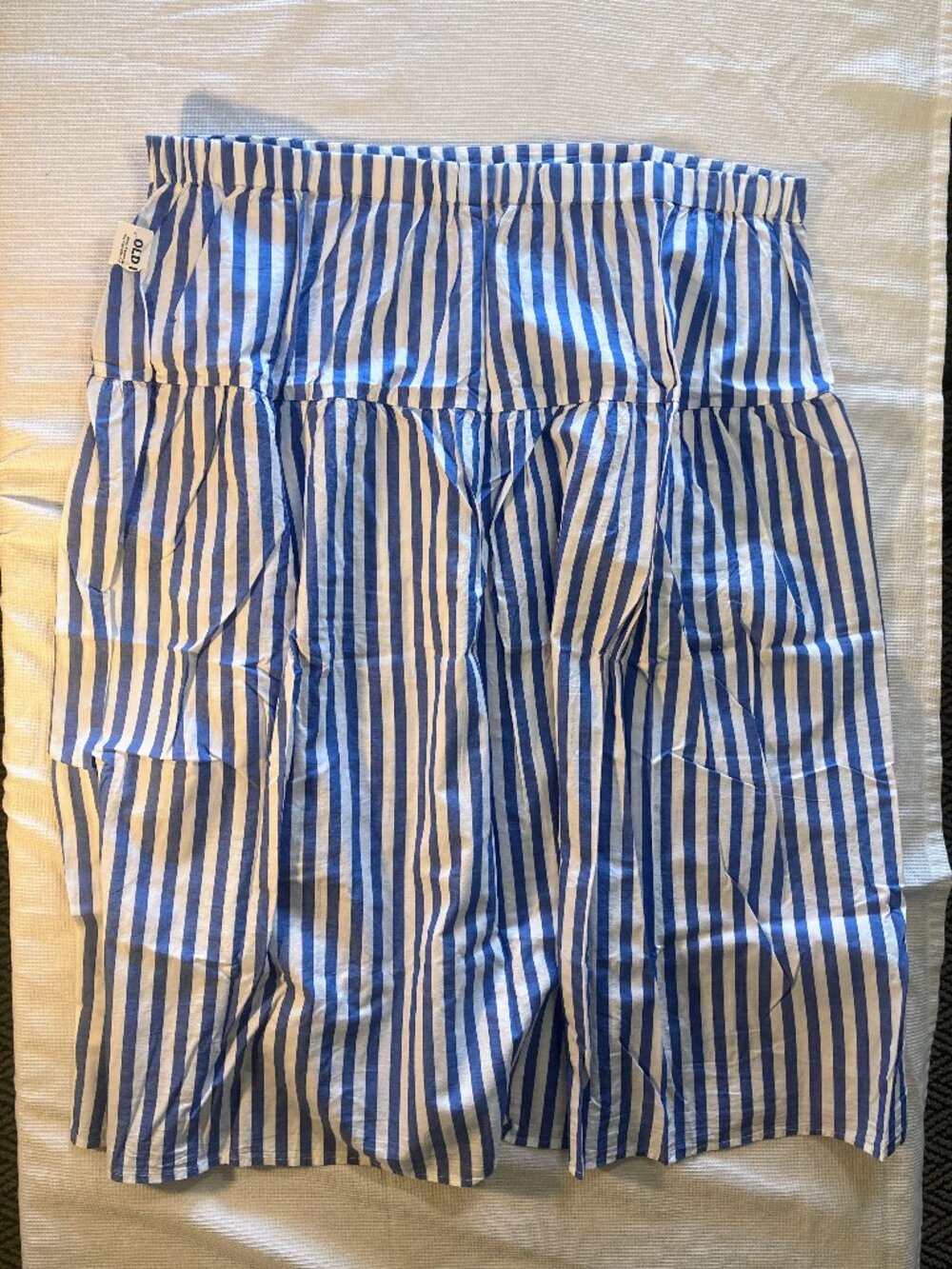 NWT Old Navy blue/white striped skirt, size 2XL